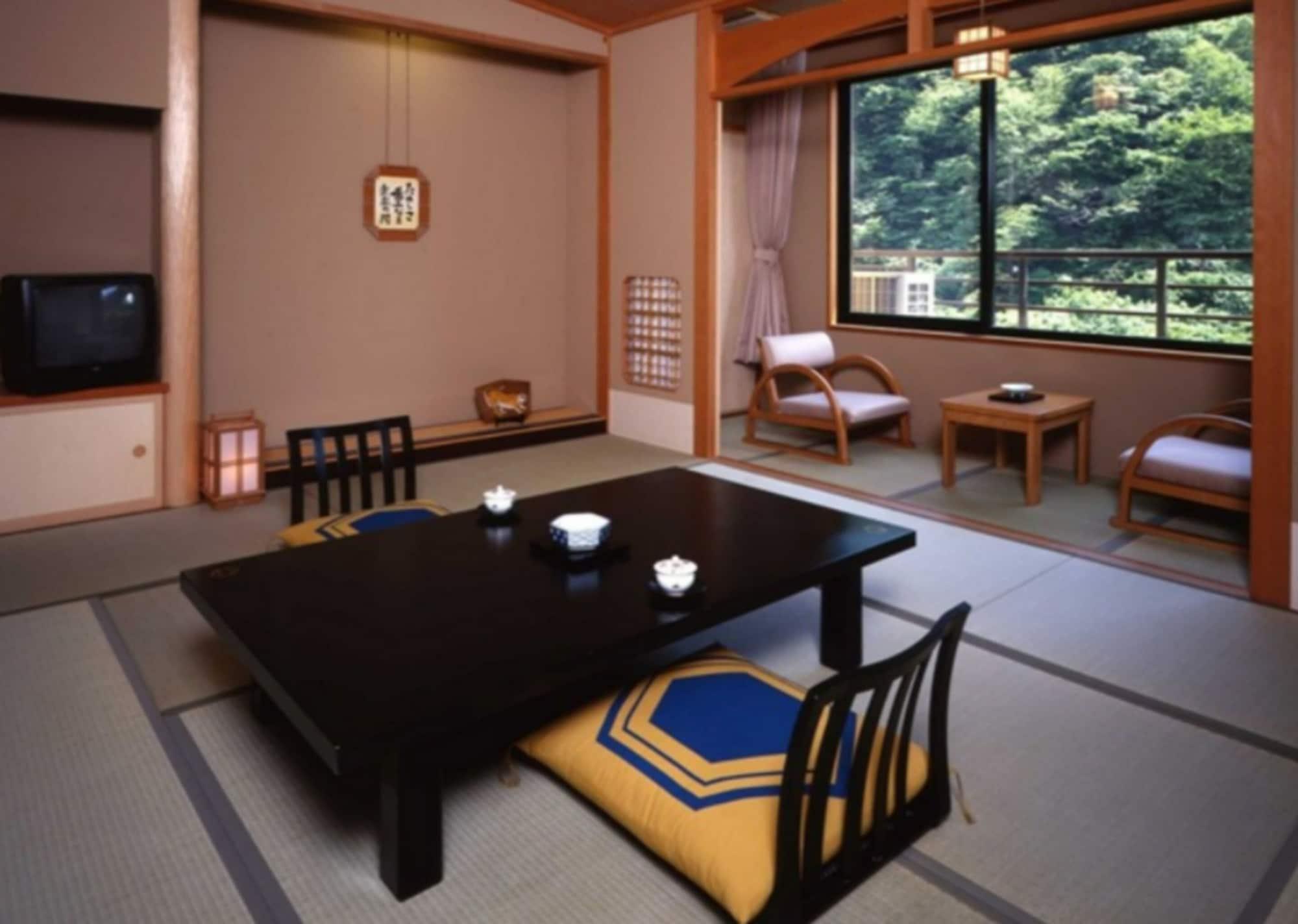 Koduchi No Yado Tsurukamedaikichi Hotel Nikkō Luaran gambar